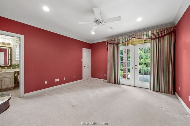 4701 Westminster Drive, Bryan, TX 77802