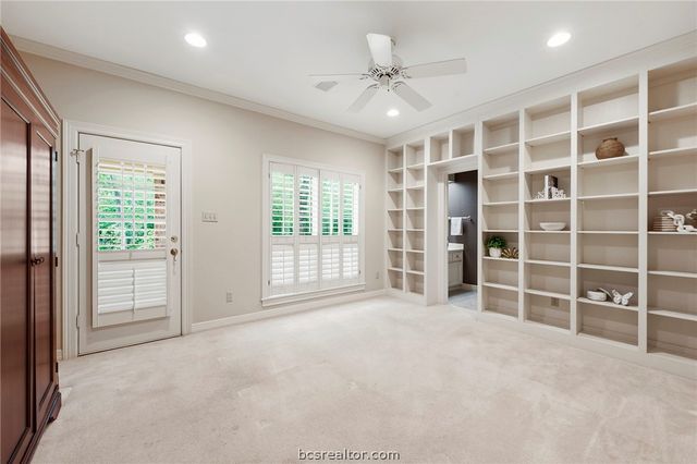 4701 Westminster Drive, Bryan, TX 77802