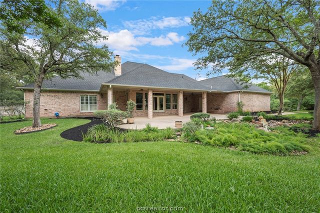 4701 Westminster Drive, Bryan, TX 77802