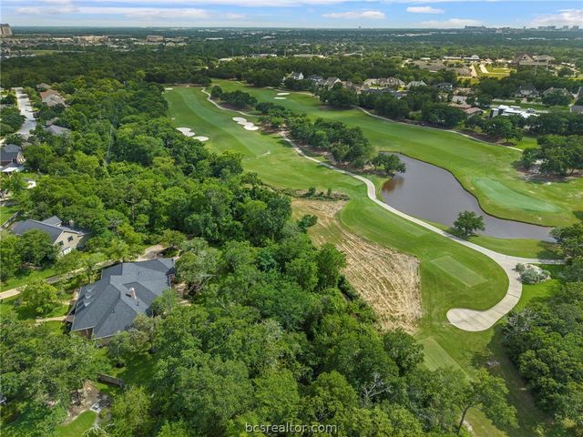4701 Westminster Drive, Bryan, TX 77802