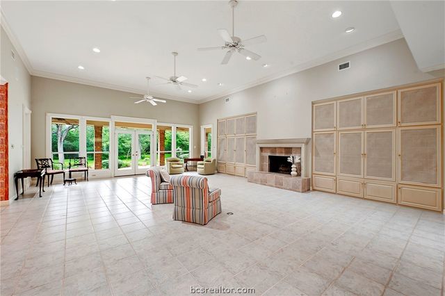 4701 Westminster Drive, Bryan, TX 77802