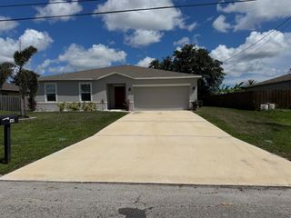 3725 SW Kasin Street, Port St Lucie, FL 34953
