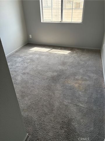 13550 Foothill Boulevard 3, Sylmar, CA 91342