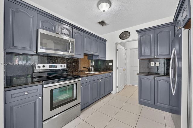 17841 SW 112th Pl, Miami, FL 33157