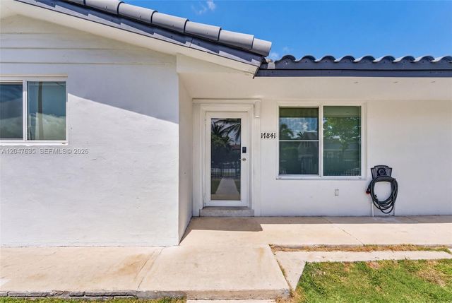 17841 SW 112th Pl, Miami, FL 33157
