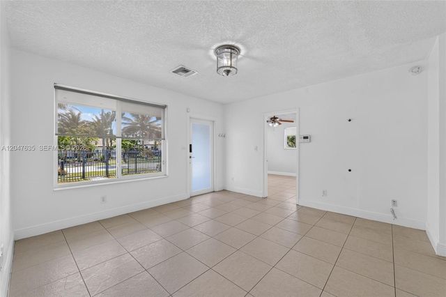 17841 SW 112th Pl, Miami, FL 33157