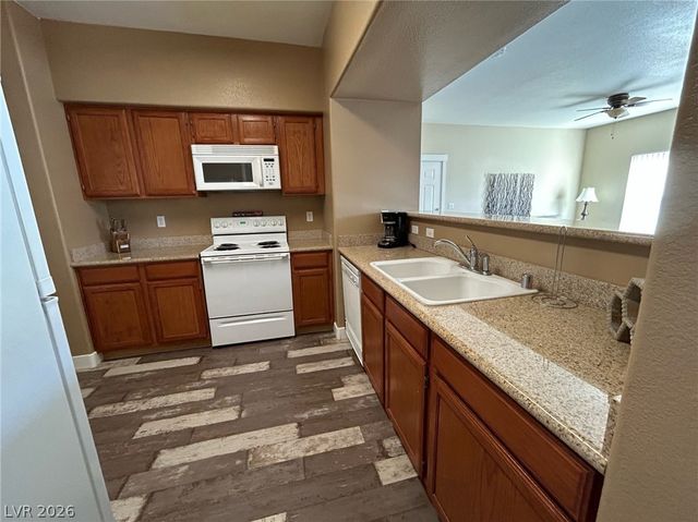 7255 West Sunset Road 1001, Las Vegas, NV 89113