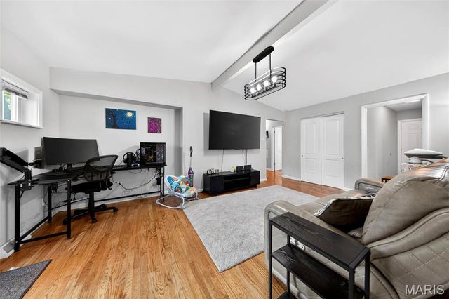 14000 Davey Drive, Florissant, MO 63034
