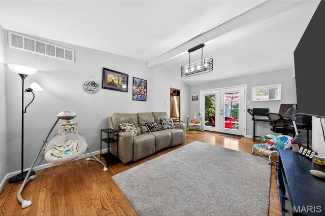 14000 Davey Drive, Florissant, MO 63034