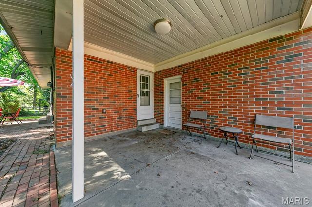 14000 Davey Drive, Florissant, MO 63034