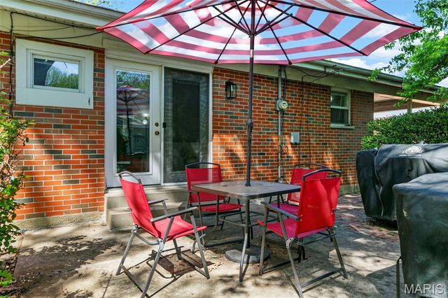 14000 Davey Drive, Florissant, MO 63034