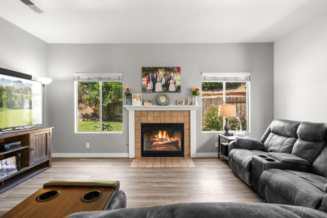 844 Rio Claro, Oceanside, CA 92057