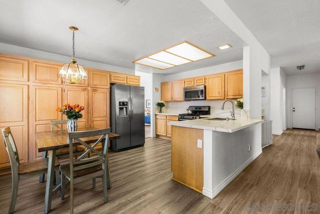 844 Rio Claro, Oceanside, CA 92057