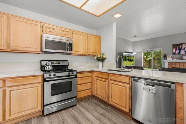 844 Rio Claro, Oceanside, CA 92057