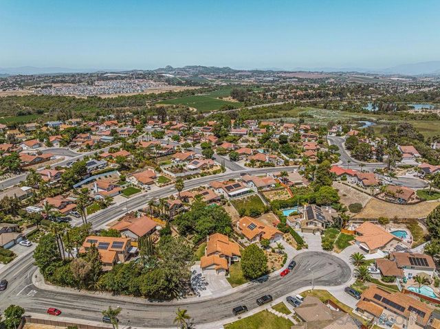 844 Rio Claro, Oceanside, CA 92057