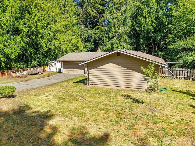 40 Candace Road, Port Hadlock, WA 98339