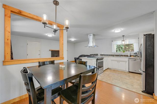 40 Candace Road, Port Hadlock, WA 98339