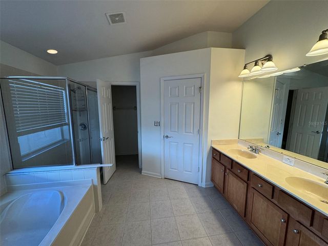 635 WHITE FLOWER WAY, Brooksville, FL 34604