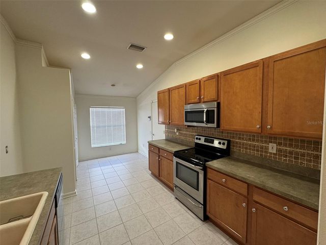 635 WHITE FLOWER WAY, Brooksville, FL 34604