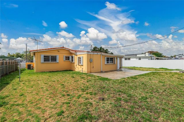 12231 SW 191st Ter, Miami, FL 33177