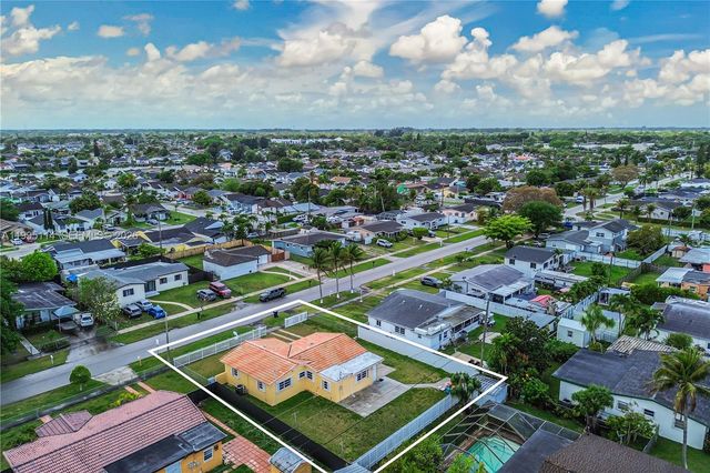 12231 SW 191st Ter, Miami, FL 33177