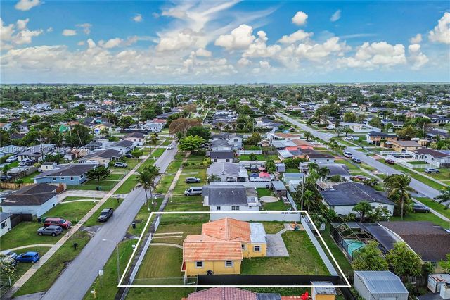 12231 SW 191st Ter, Miami, FL 33177