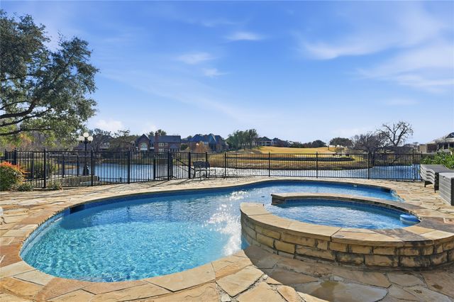 2909 Waterside Drive, Plano, TX 75093