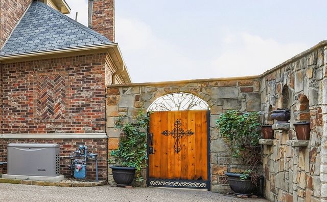 2909 Waterside Drive, Plano, TX 75093