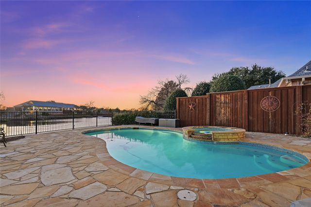 2909 Waterside Drive, Plano, TX 75093