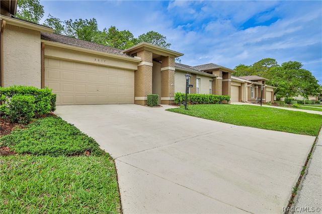 3017 Whispering Pines Court, Spring Hill, FL 34606