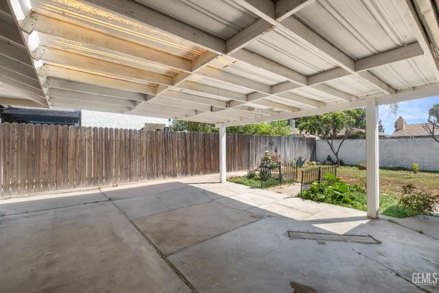 3605 Truman Avenue, Bakersfield, CA 93309