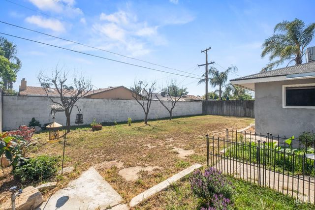 3605 Truman Avenue, Bakersfield, CA 93309