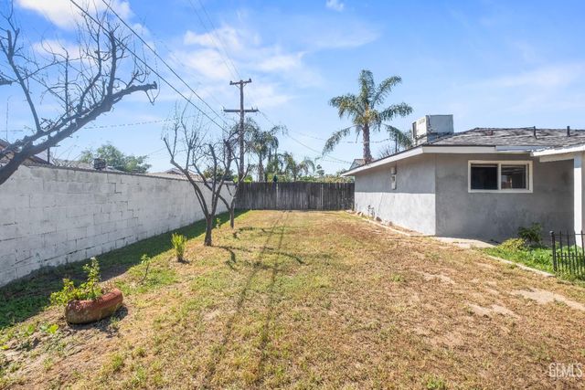 3605 Truman Avenue, Bakersfield, CA 93309