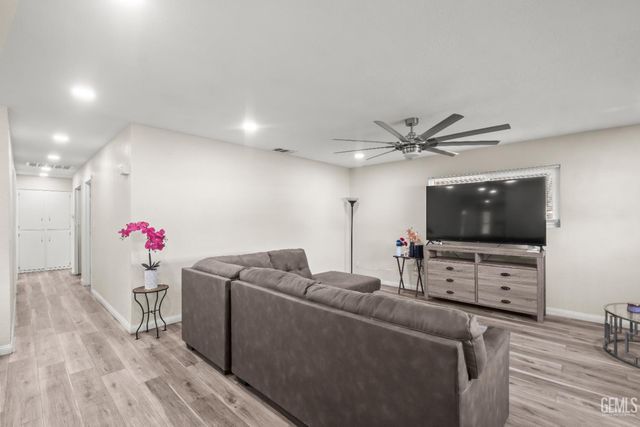 3605 Truman Avenue, Bakersfield, CA 93309