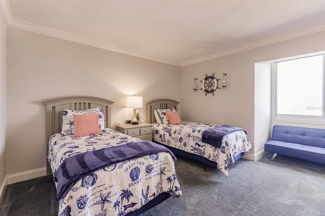 1125 W PEPPERTREE DRIVE 705, Sarasota, FL 34242