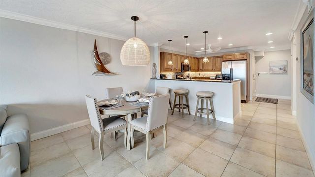 1125 W PEPPERTREE DRIVE 705, Sarasota, FL 34242