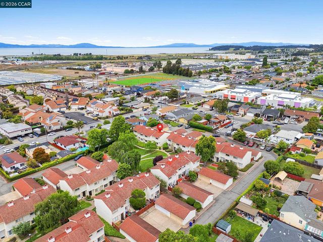 4 Sheffield Ct, San Pablo, CA 94806