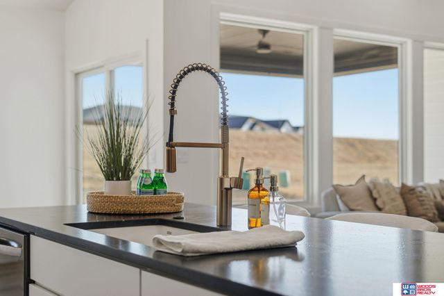 9350 S 86th Street, Lincoln, NE 68526