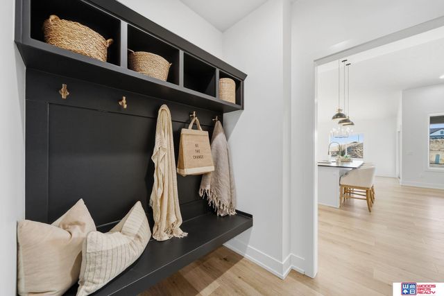 9350 S 86th Street, Lincoln, NE 68526