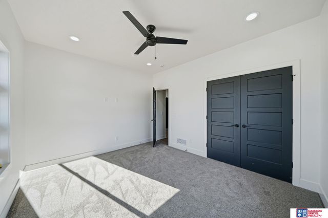 9350 S 86th Street, Lincoln, NE 68526