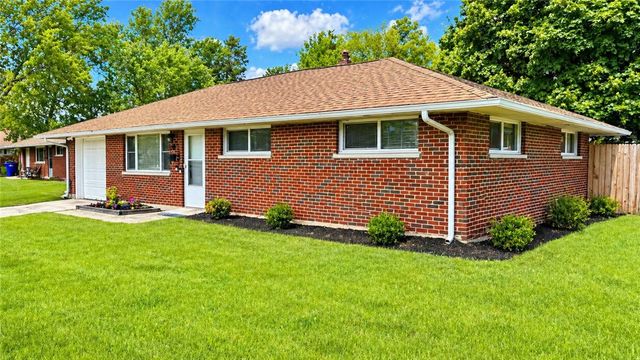 2701 Jomar Avenue, Moraine, OH 45439
