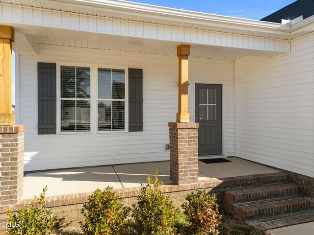 295 Springtooth Drive, Zebulon, NC 27597
