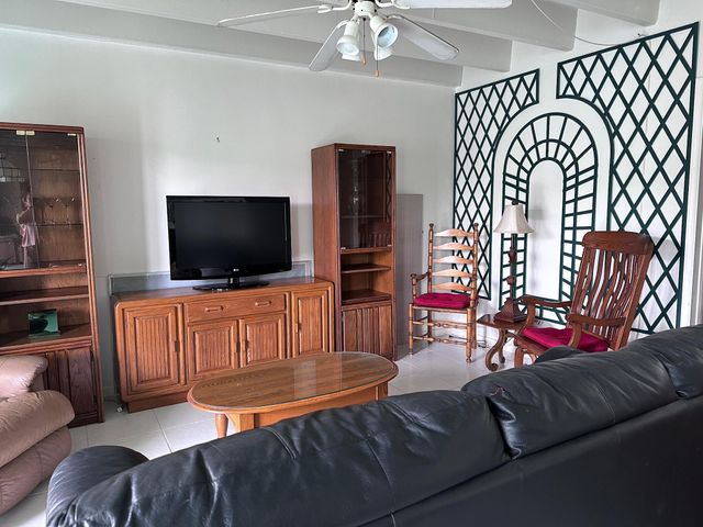 702 N Federal Highway B6, Lake Worth Beach, FL 33460