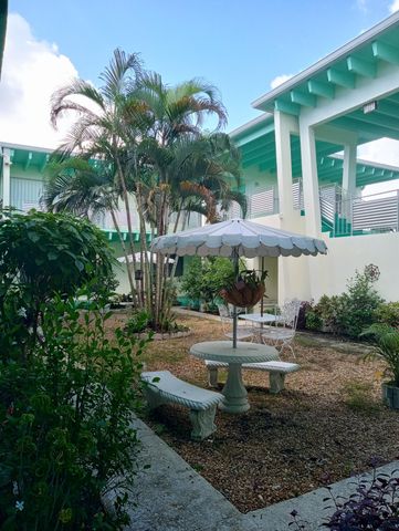 702 N Federal Highway B6, Lake Worth Beach, FL 33460