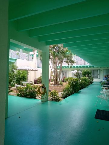 702 N Federal Highway B6, Lake Worth Beach, FL 33460