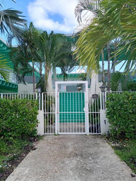702 N Federal Highway B6, Lake Worth Beach, FL 33460