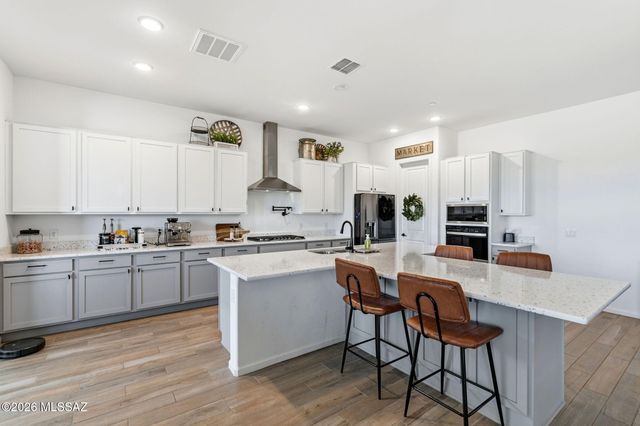 12866 E Tortoise Pointe Drive, Vail, AZ 85641