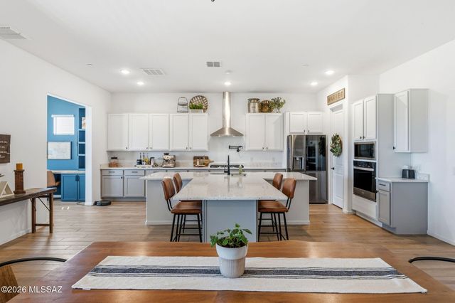 12866 E Tortoise Pointe Drive, Vail, AZ 85641