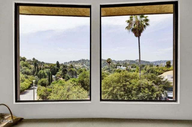 1742 Hill Drive, South Pasadena, CA 91030