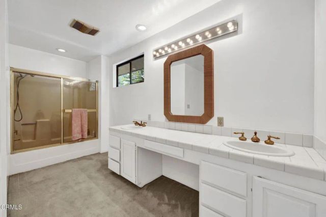 1742 Hill Drive, South Pasadena, CA 91030